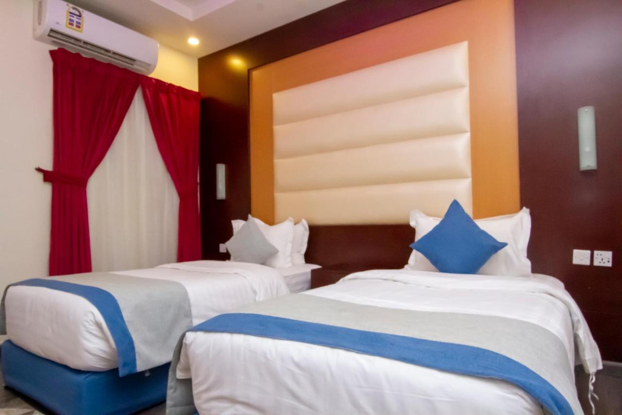 ال متعب سويتس الفلاح 1 Aparthotel Riyadh Bagian luar foto