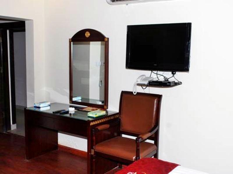 ال متعب سويتس الفلاح 1 Aparthotel Riyadh Bagian luar foto